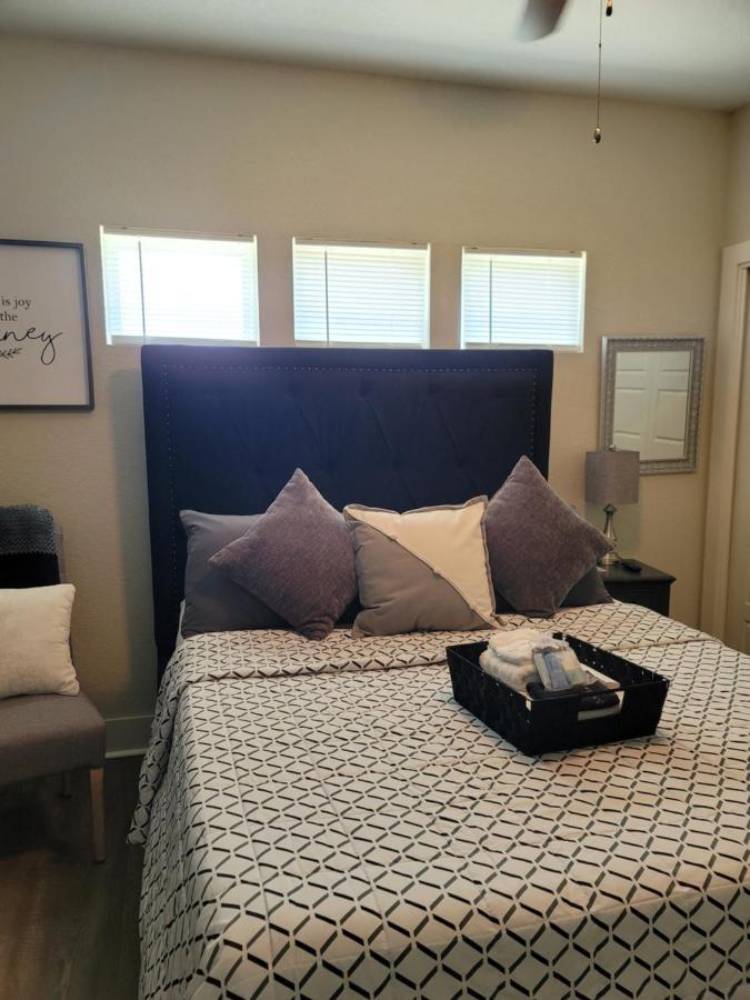 Spacious Townhouse Minutes From Downtown Sa. San Antonio Eksteriør billede